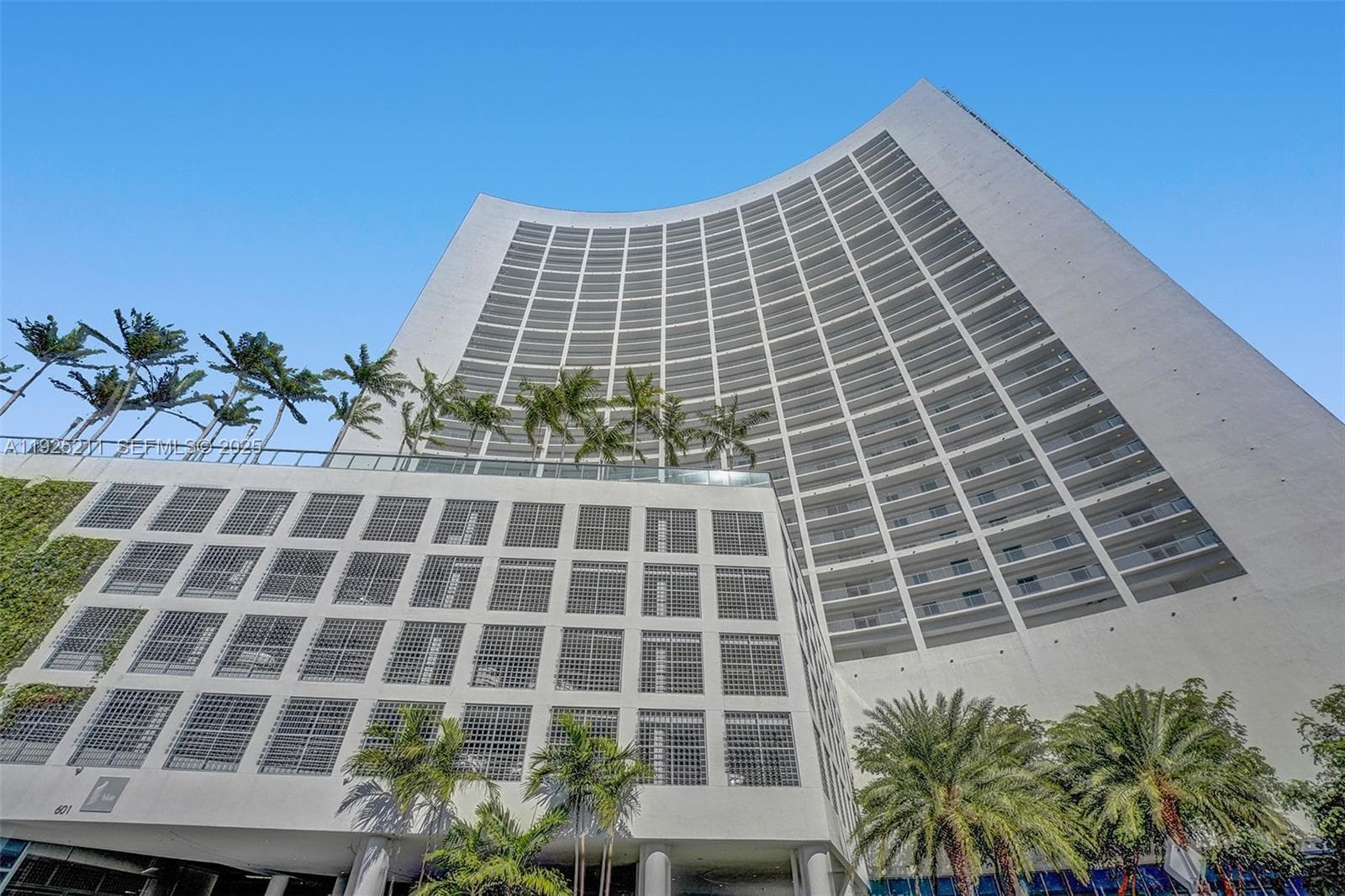 Blue Condominium · #811 in Miami - Photo 40