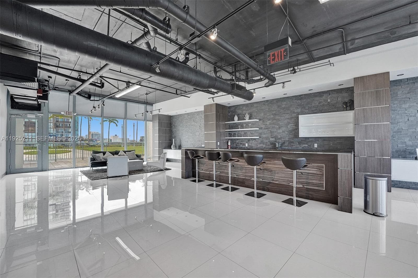 Blue Condominium · #811 in Miami - Photo 35