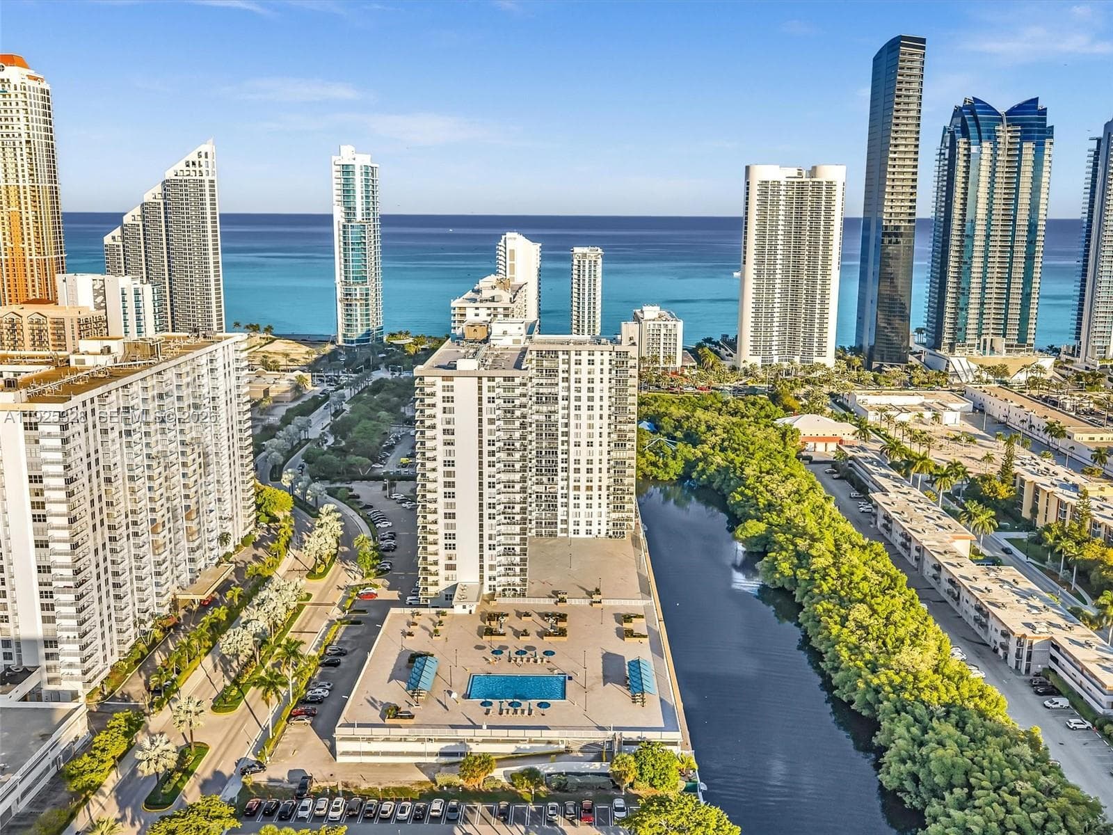 Winston Towers 300 · #712 in Sunny Isles Beach - Photo 53