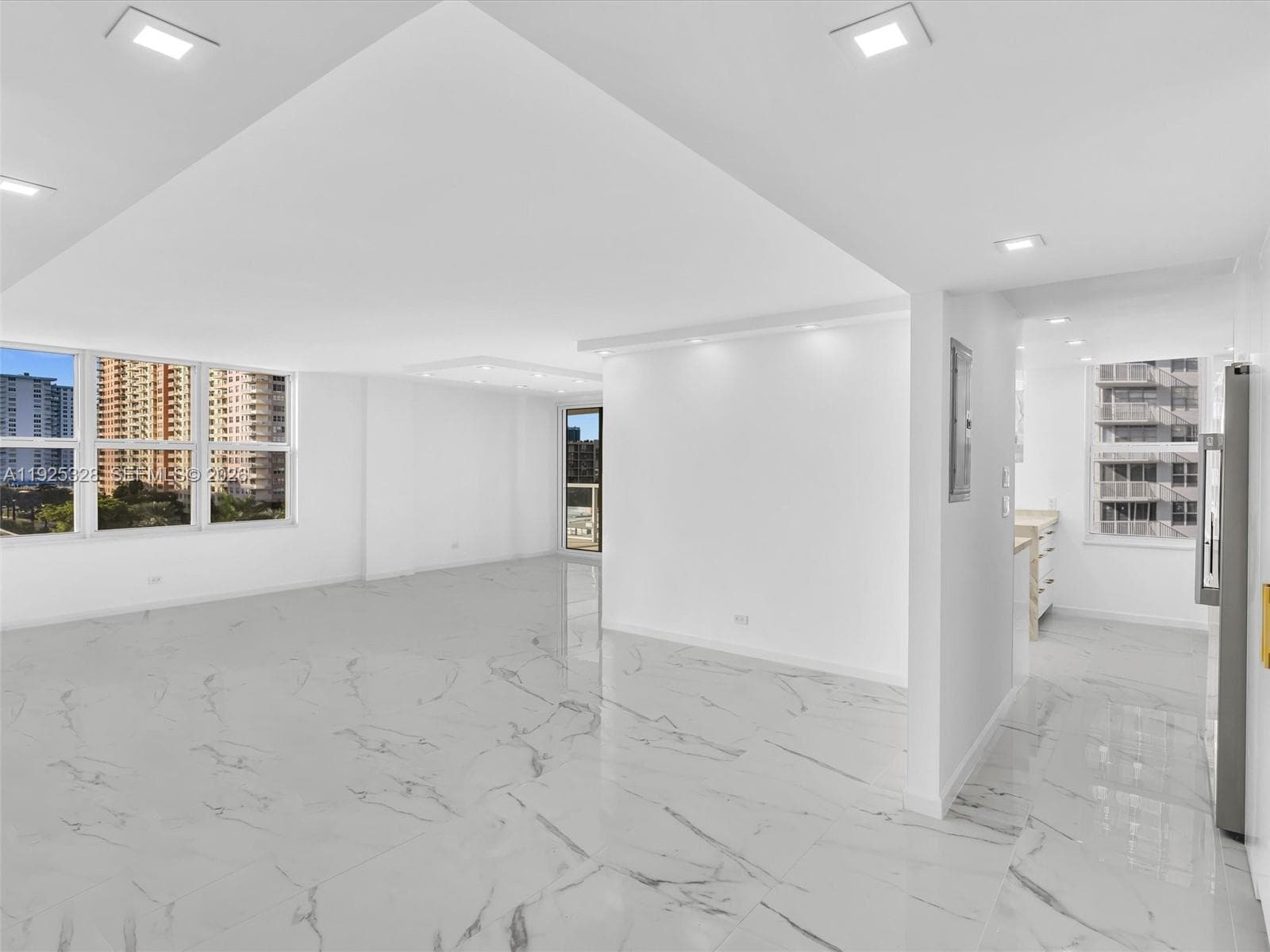 Winston Towers 300 · #712 in Sunny Isles Beach - Photo 5