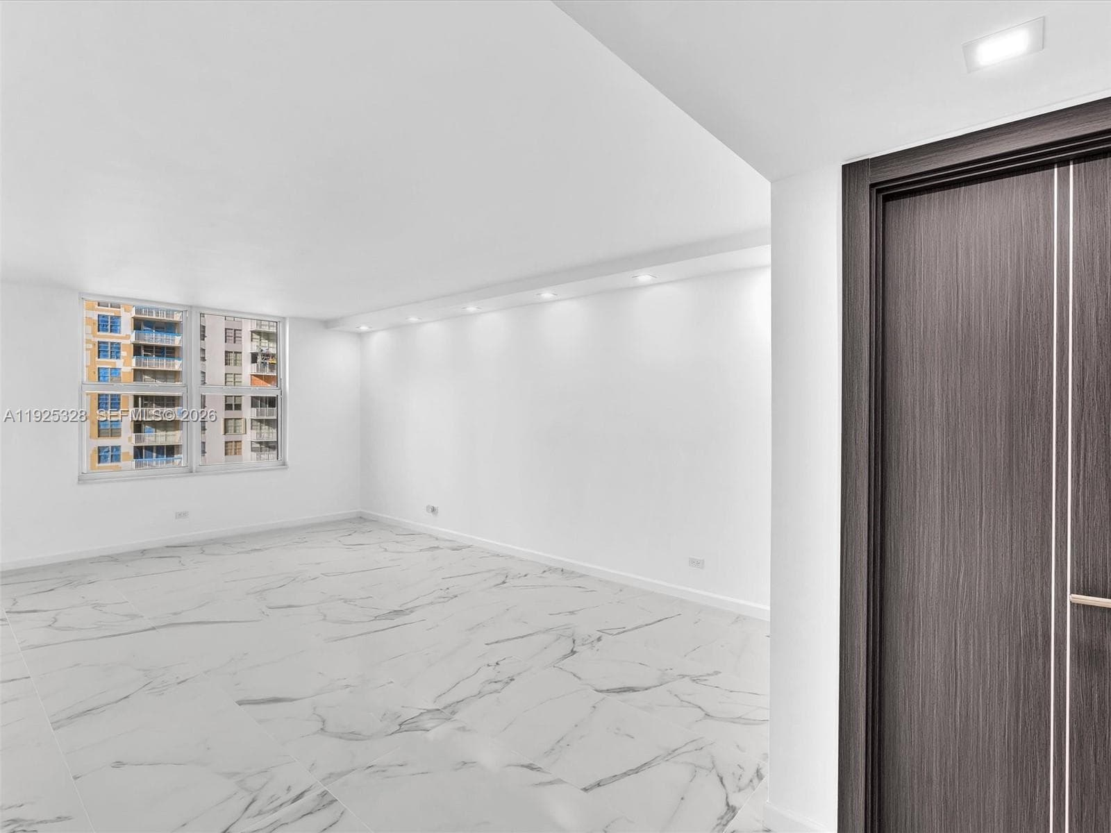 Winston Towers 300 · #712 in Sunny Isles Beach - Photo 20