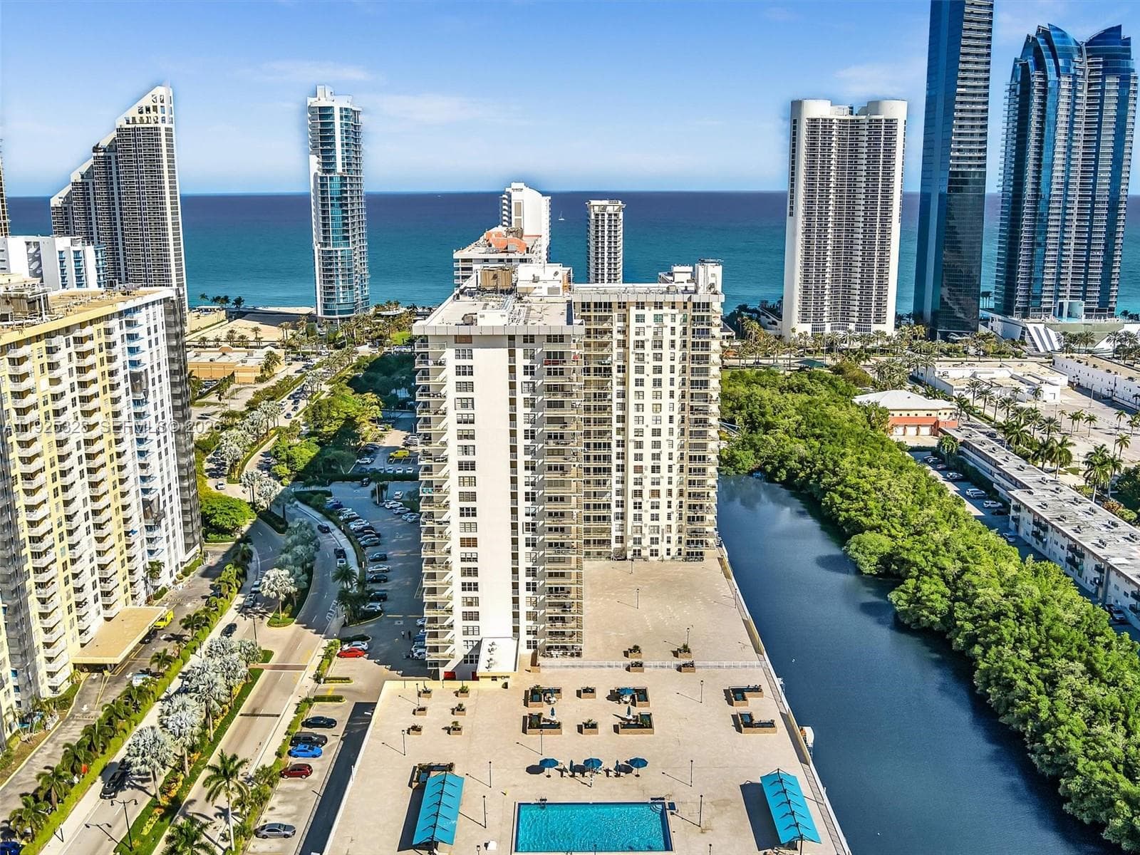 Winston Towers 300 · #712 in Sunny Isles Beach - Photo 61