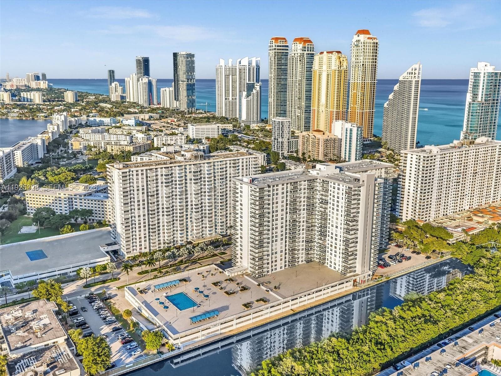 Winston Towers 300 · #712 in Sunny Isles Beach - Photo 49