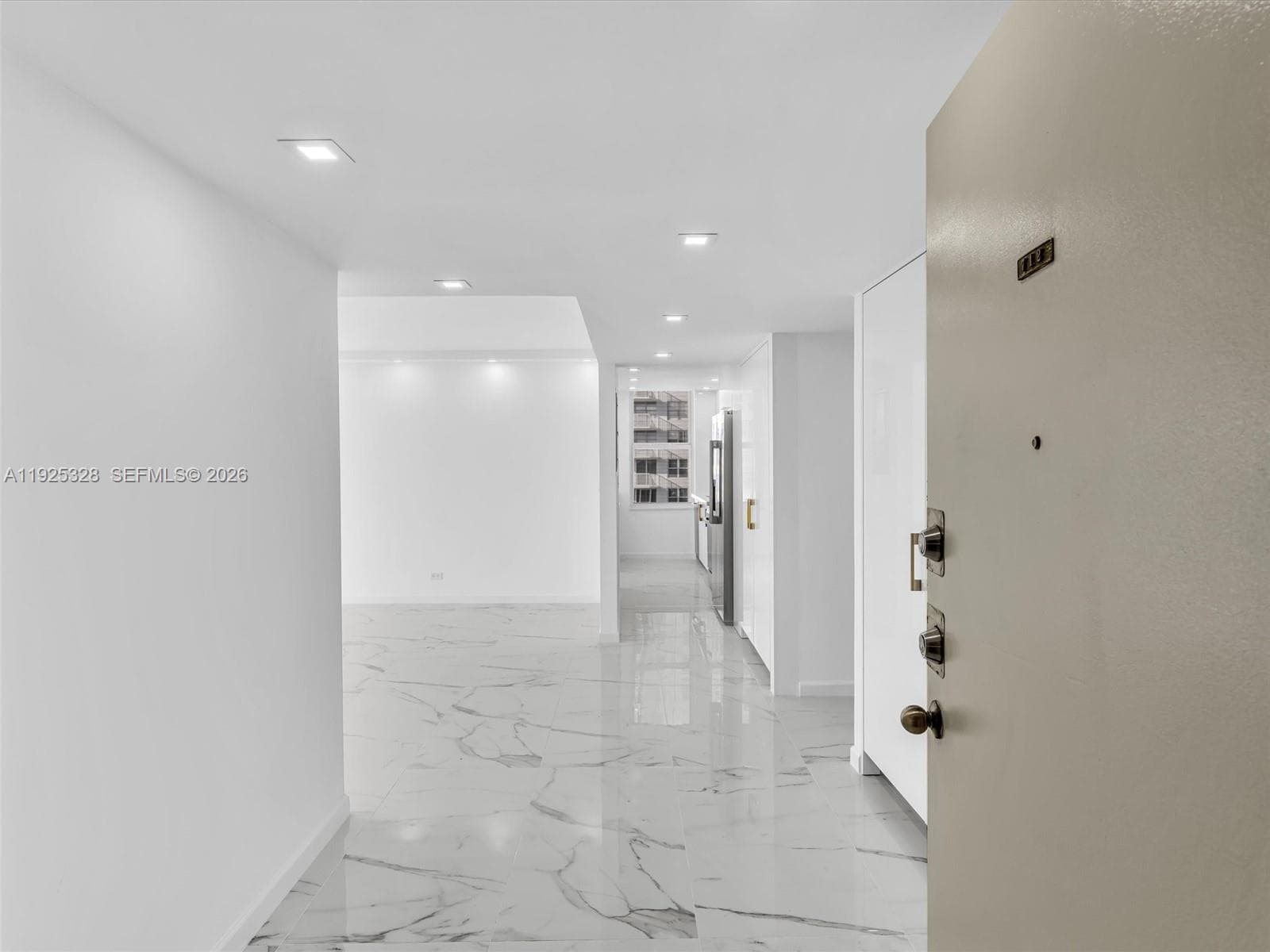 Winston Towers 300 · #712 in Sunny Isles Beach - Photo 4