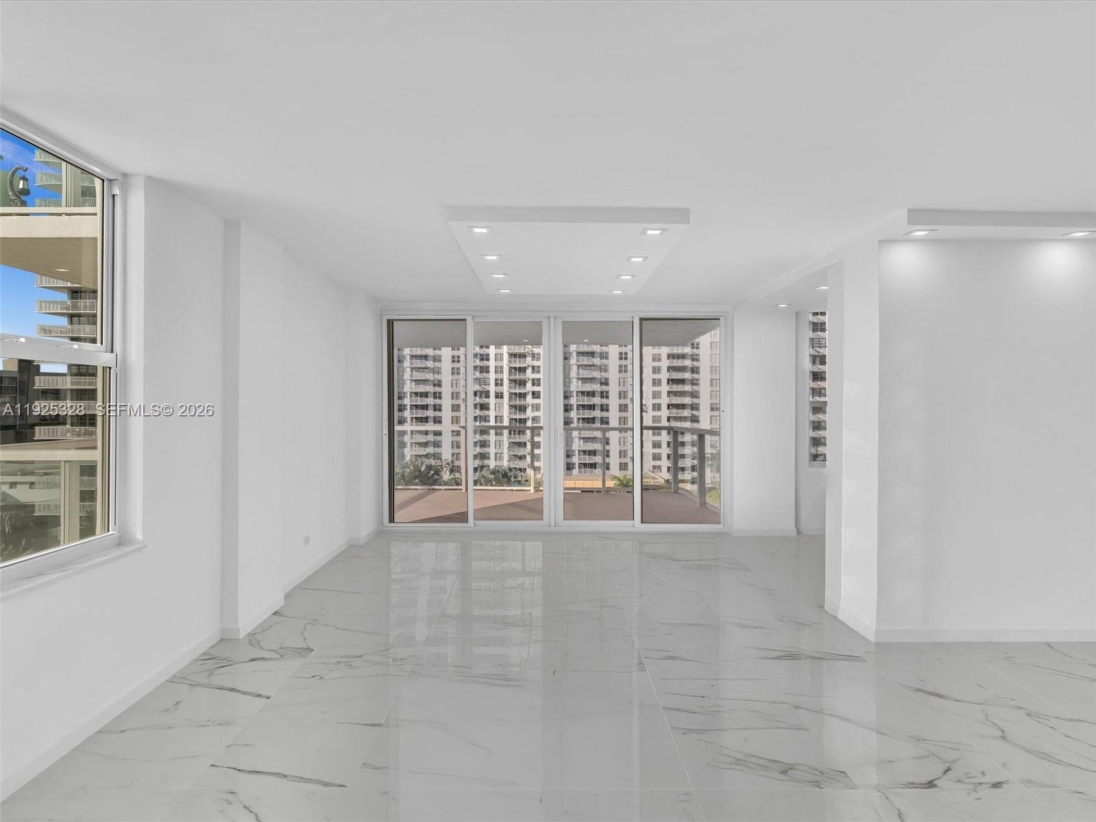 Winston Towers 300 · #712 in Sunny Isles Beach - Photo 8