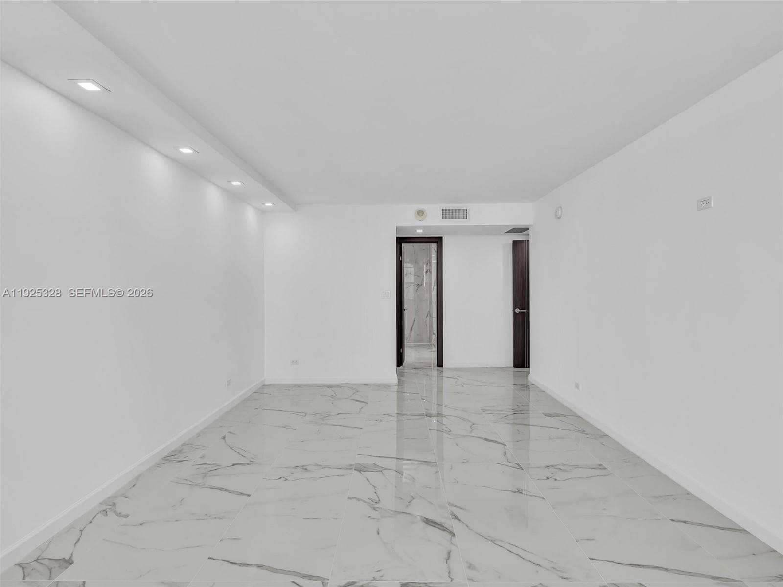 Winston Towers 300 · #712 in Sunny Isles Beach - Photo 21