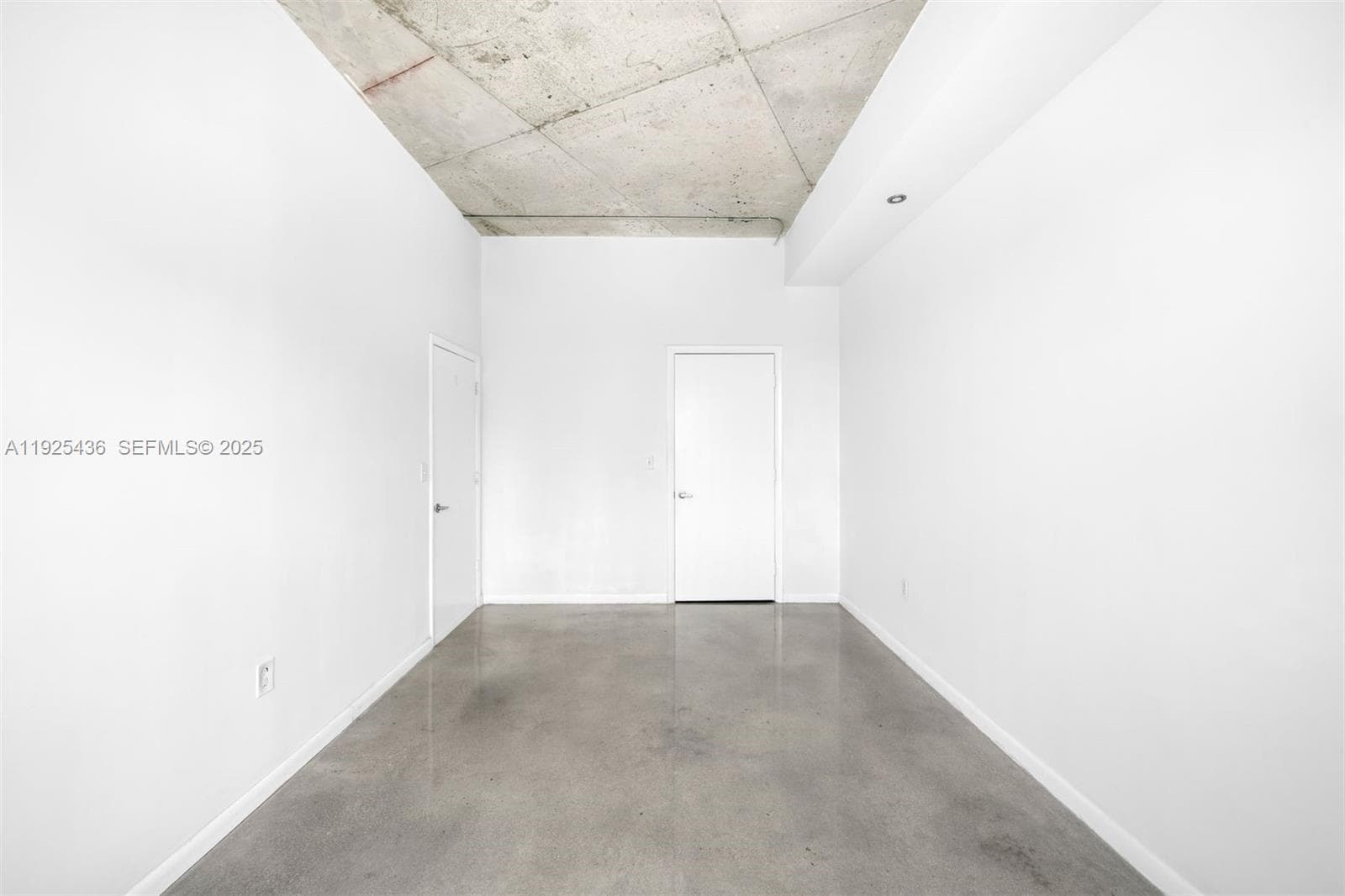 NEO CONDO · #1806 in Miami - Photo 17