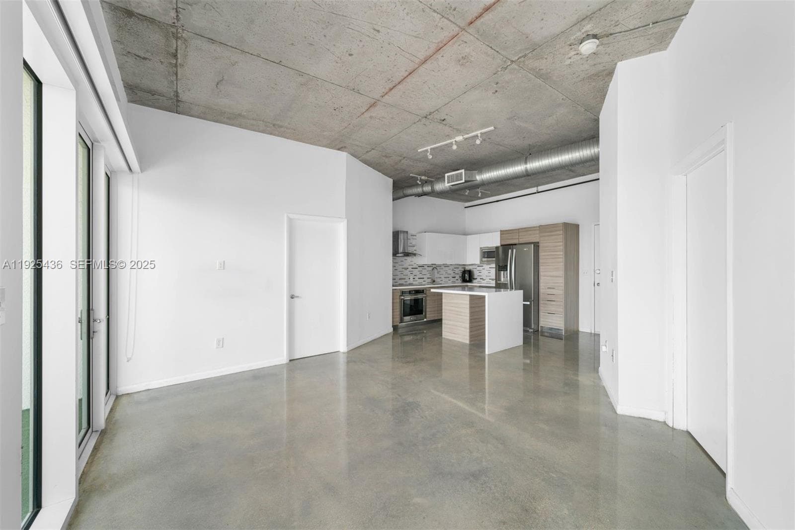 NEO CONDO · #1806 in Miami - Photo 16