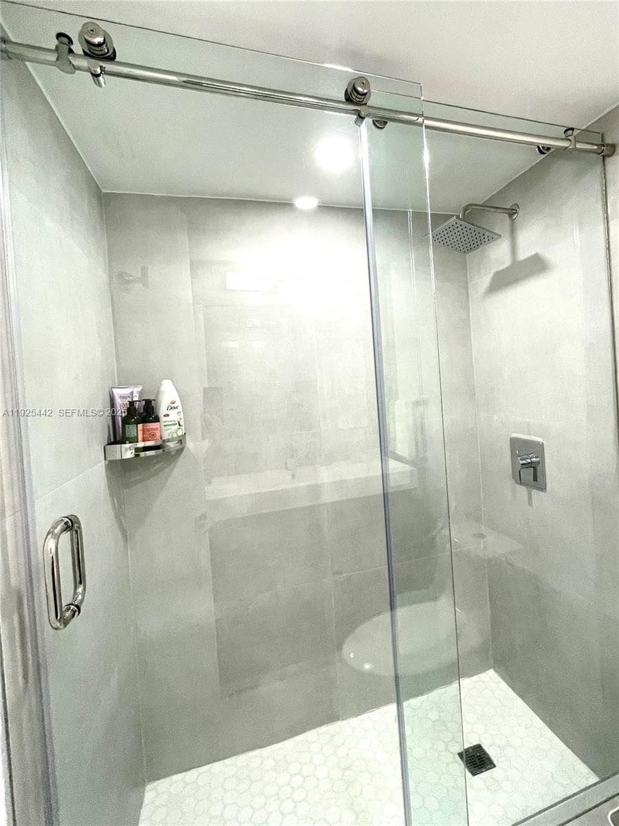 THE GRANDVIEW · #1104 in Miami Beach - Photo 11