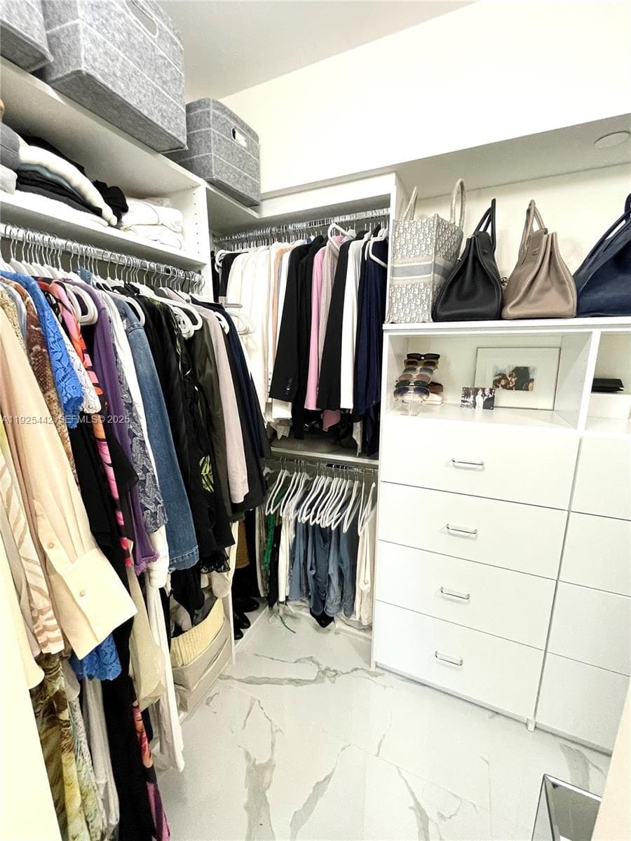 THE GRANDVIEW · #1104 in Miami Beach - Photo 21