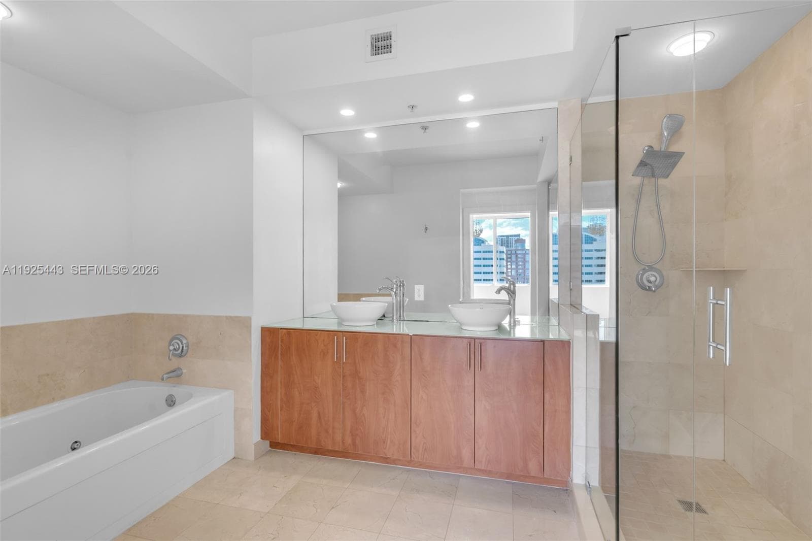 Strada 315 · #1805 in Fort Lauderdale - Photo 17