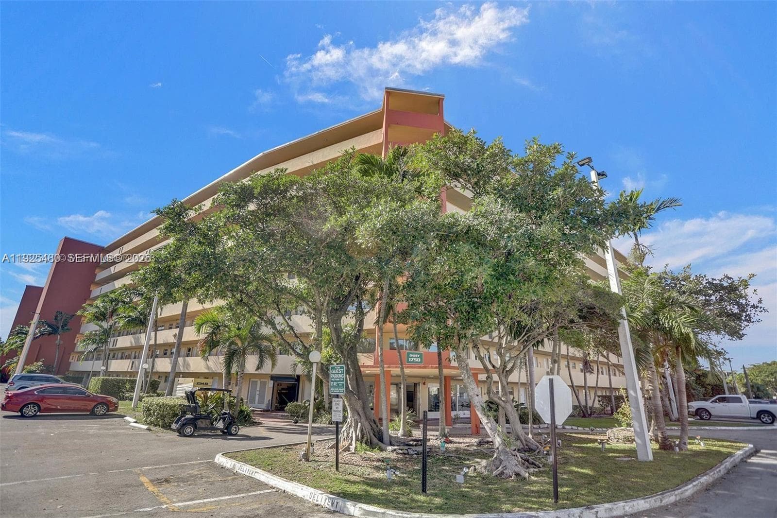 JADE WINDS GROUP-DAISY GA · #125-4 in Miami - Photo 9