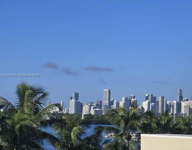 LINCOLN PALACE CONDO · #505 in Miami Beach - Photo 2