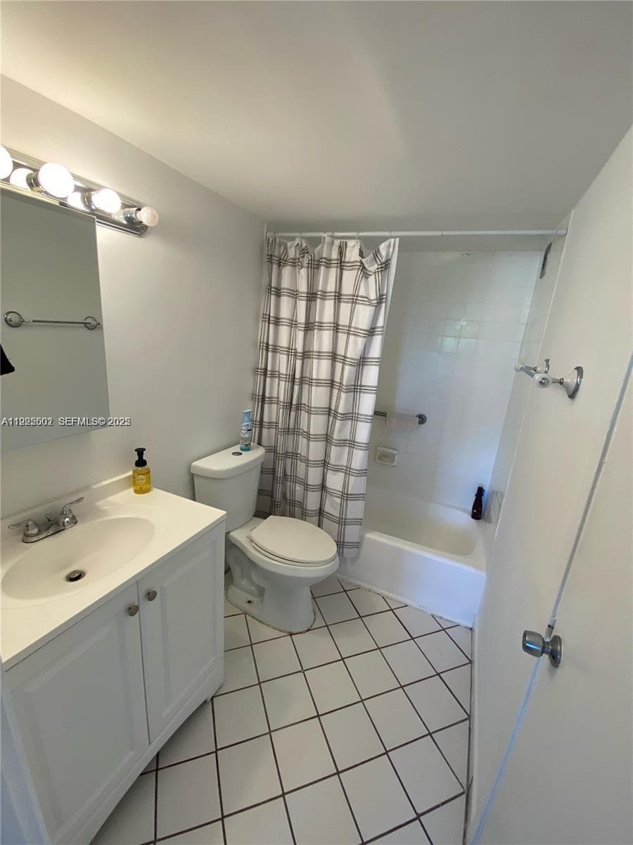 STRATFORD HOUSE CONDO · #207 in North Miami Beach - Photo 3