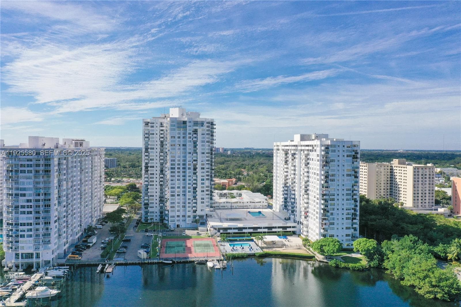 COMMODORE PLAZA CONDO · #901 in Aventura - Photo 46