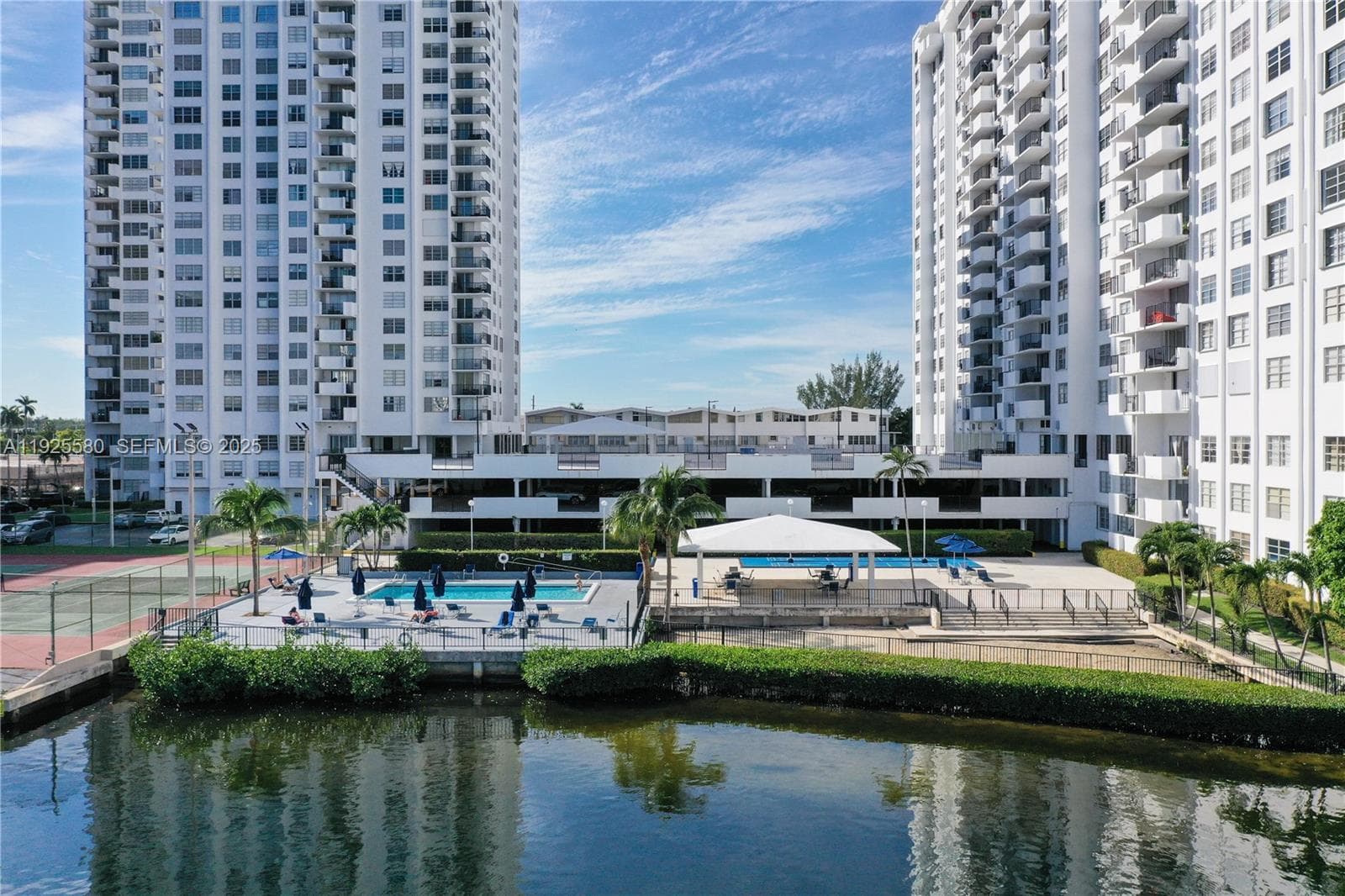 COMMODORE PLAZA CONDO · #901 in Aventura - Photo 49