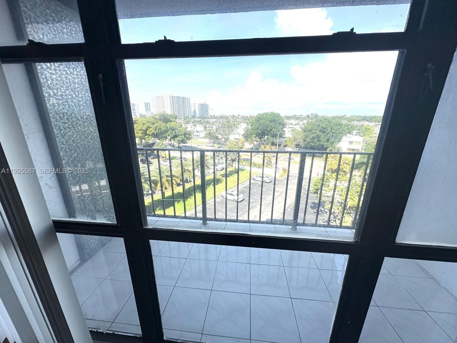 OCEANVIEW PARK CONDO · #605 in Hallandale Beach - Photo 24