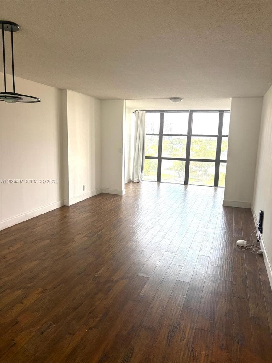 OCEANVIEW PARK CONDO · #605 in Hallandale Beach - Photo 30