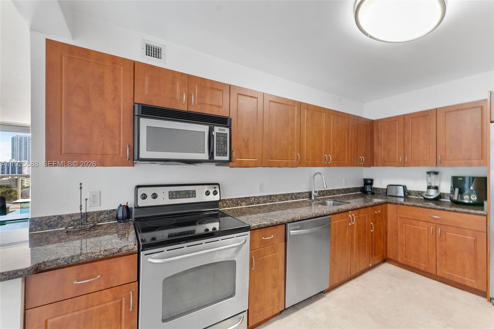 401 BLU OF NORTH BEACH CO · #1408 in Miami Beach - Photo 13