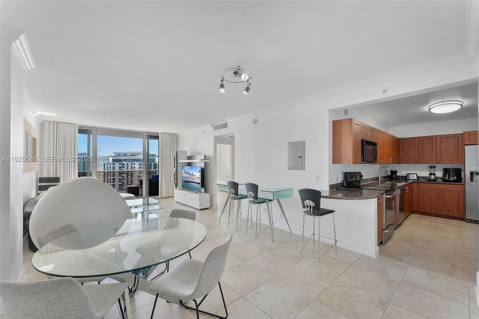 401 BLU OF NORTH BEACH CO · #1408 in Miami Beach - Photo 11
