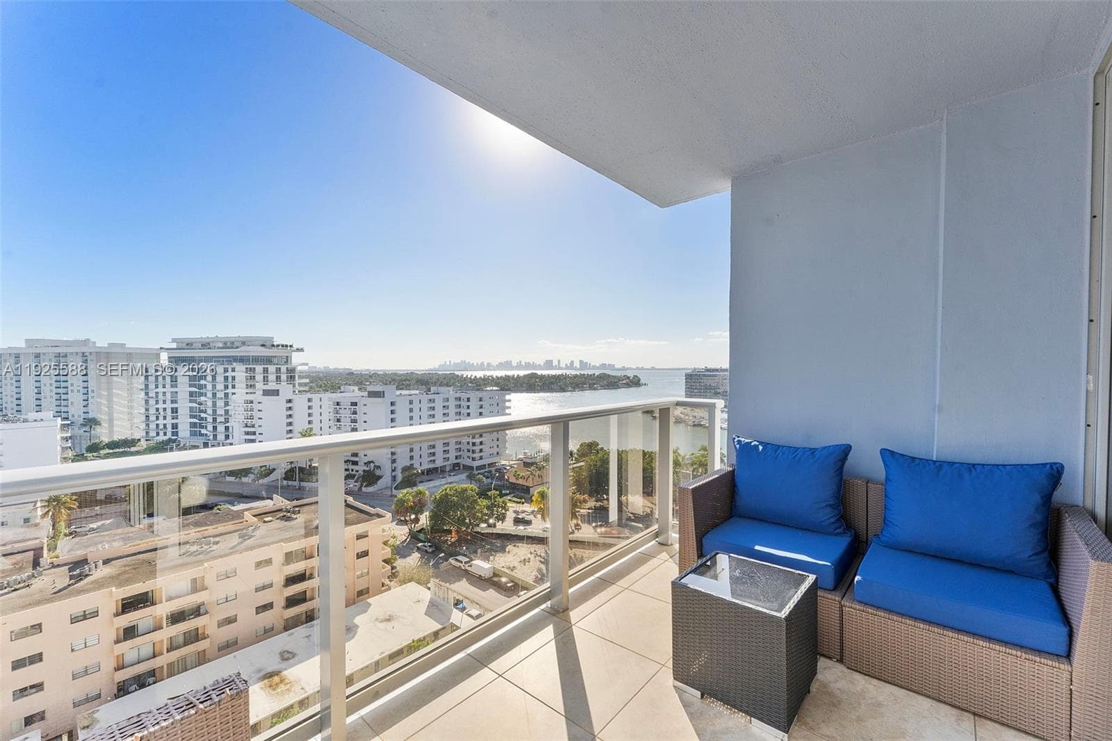 401 BLU OF NORTH BEACH CO · #1408 in Miami Beach - Photo 4