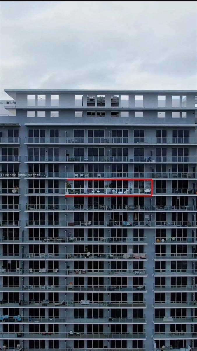 THE HARBOUR NORTH CONDO · #3017-3018 in North Miami Beach - Photo 2