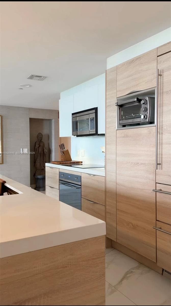 THE HARBOUR NORTH CONDO · #3017-3018 in North Miami Beach - Photo 16