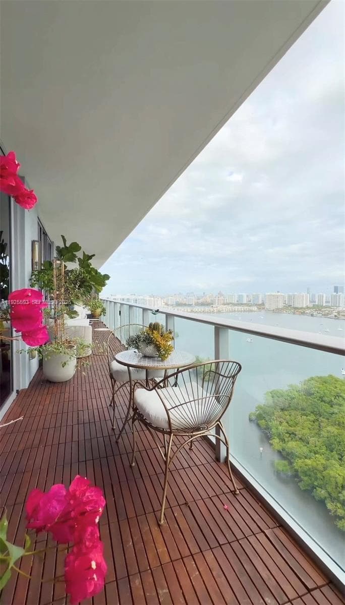 THE HARBOUR NORTH CONDO · #3017-3018 in North Miami Beach - Photo 7