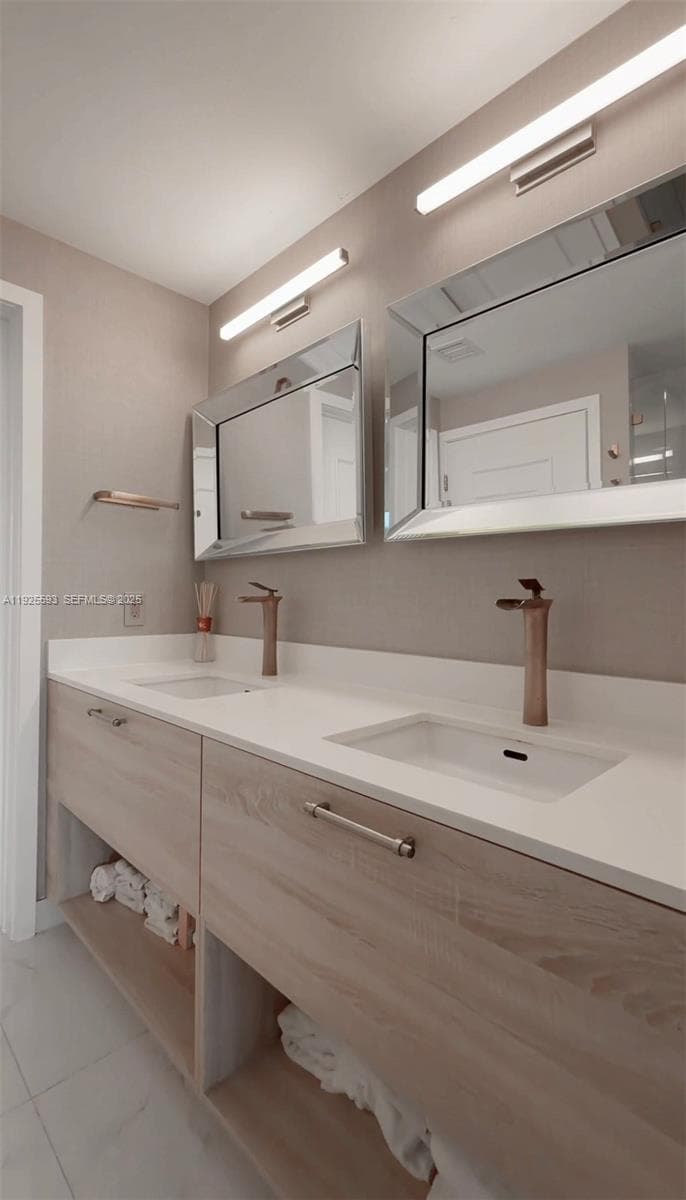 THE HARBOUR NORTH CONDO · #3017-3018 in North Miami Beach - Photo 33