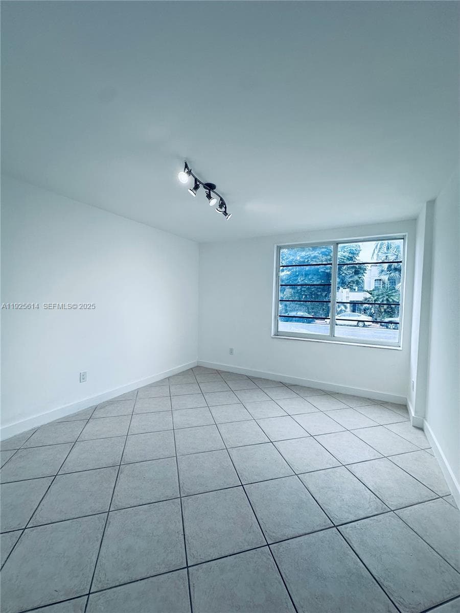 TOWER EAST INCORPORATED C · #104 in Miami Beach - Photo 9