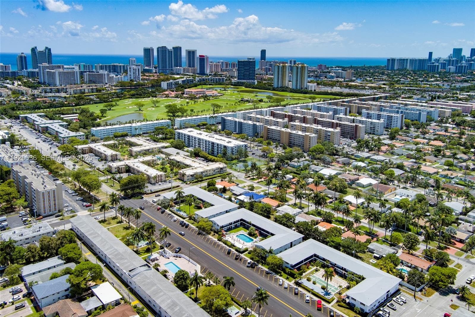 Colonial House · #210 in Hallandale Beach - Photo 27