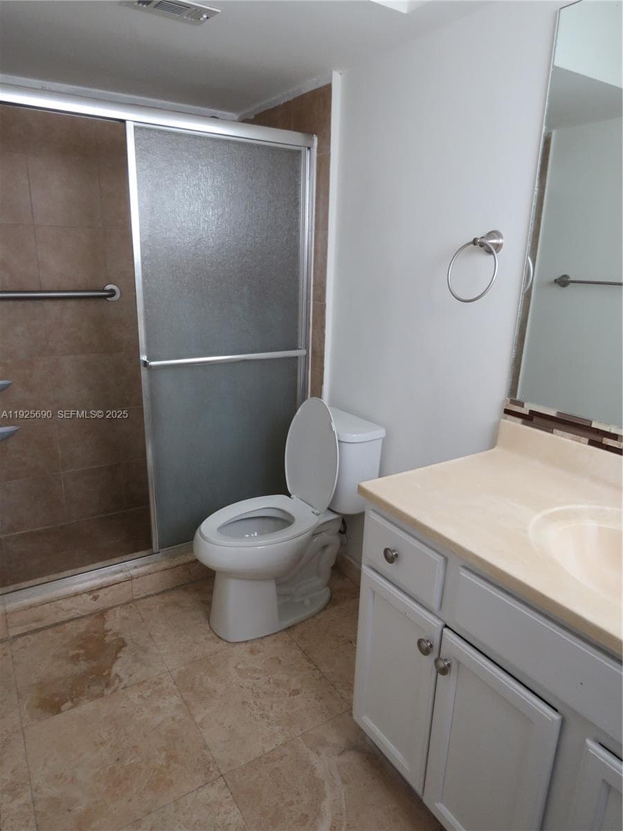 SUTTON HOUSE CONDO · #26 in North Miami - Photo 12