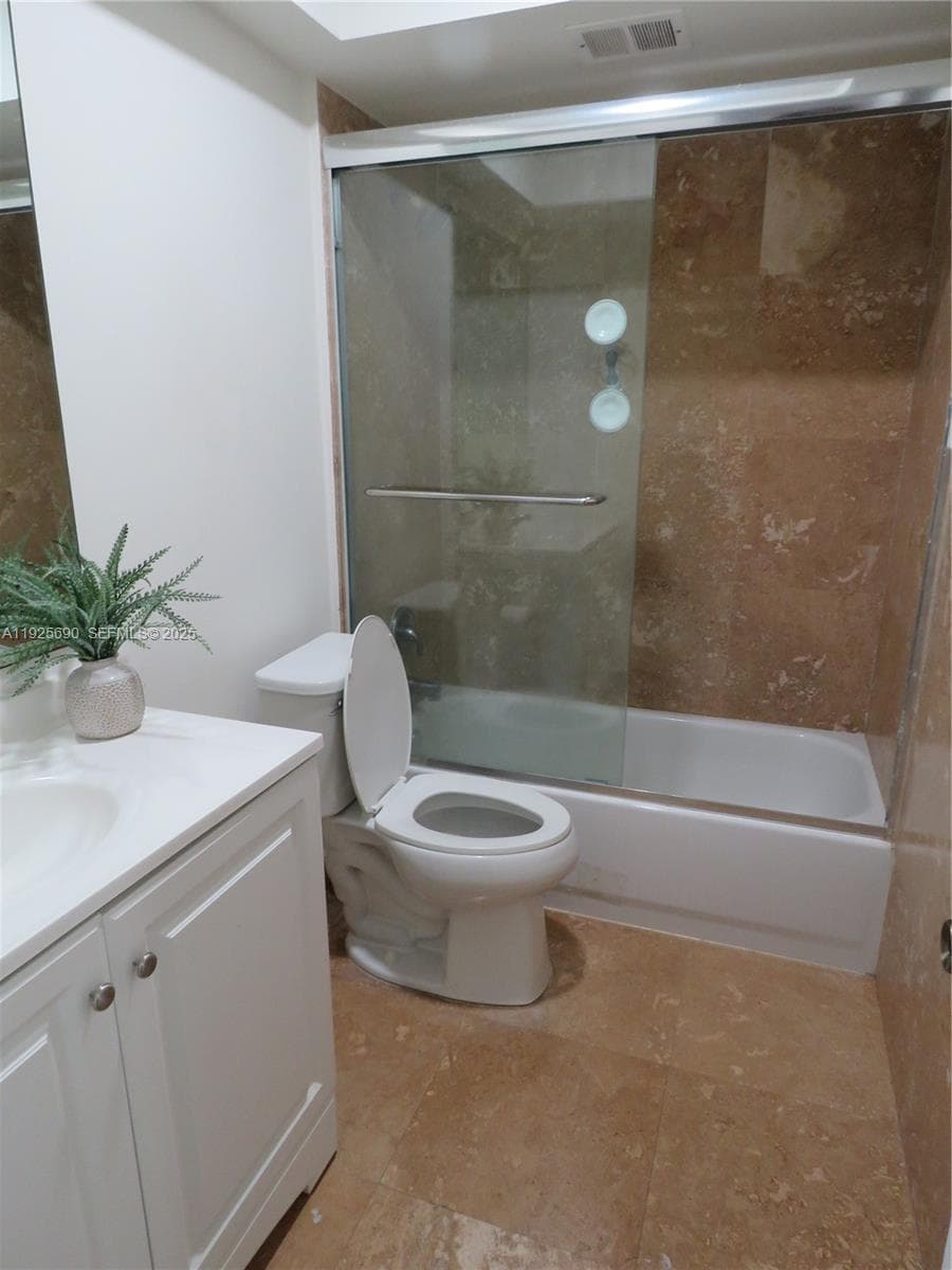 SUTTON HOUSE CONDO · #26 in North Miami - Photo 8