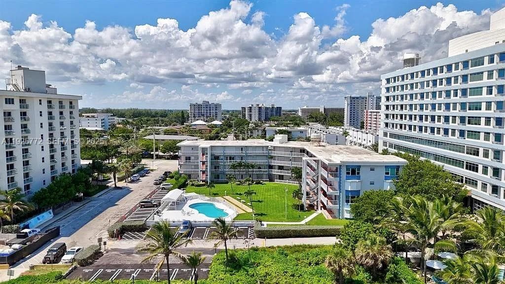 CROSSWINDS APTS INC CO-OP · #111 in Pompano Beach - Photo 2