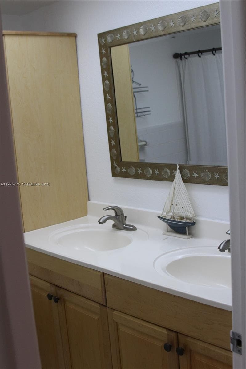 CROSSWINDS APTS INC CO-OP · #111 in Pompano Beach - Photo 16