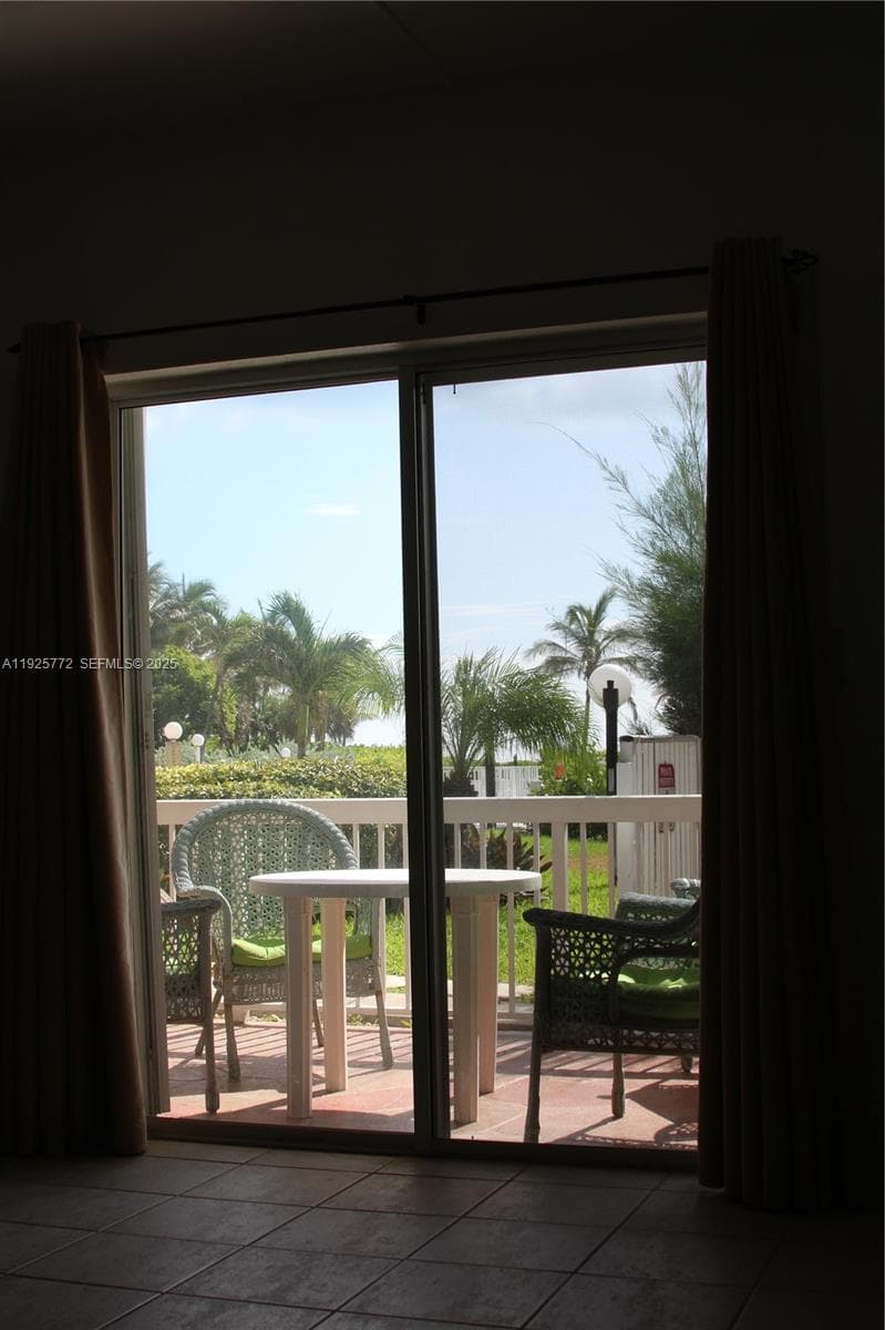 CROSSWINDS APTS INC CO-OP · #111 in Pompano Beach - Photo 26