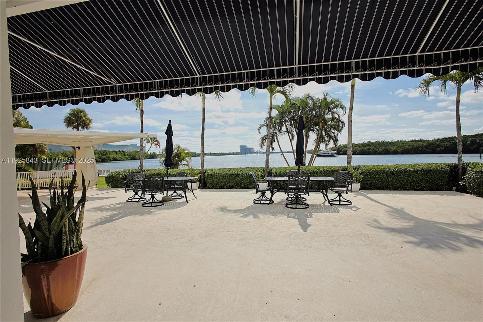 ARLEN HOUSE WEST CONDO · #928 in Sunny Isles Beach - Photo 8