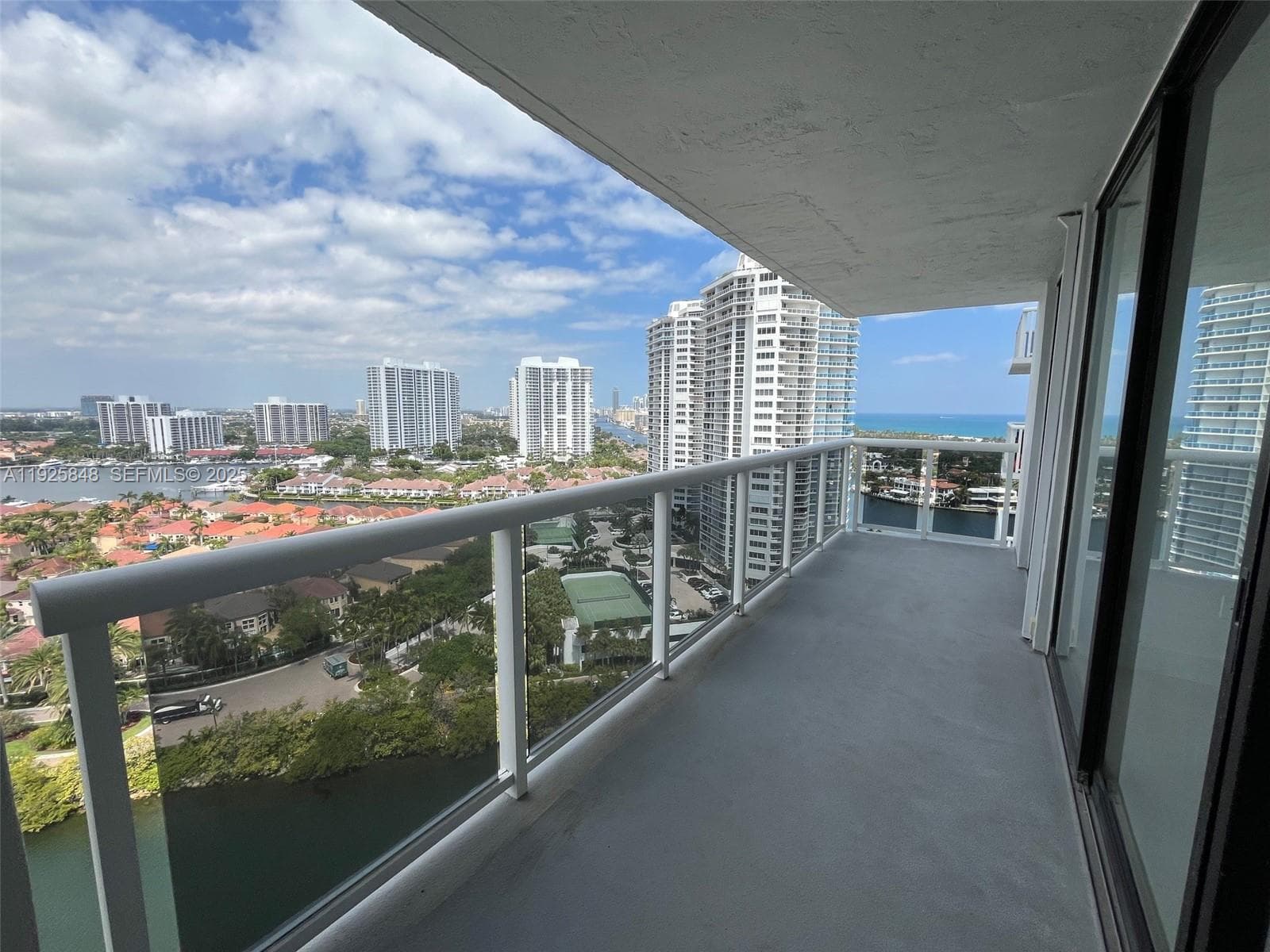 WATERVIEW CONDO · #2132 in Aventura - Photo 23