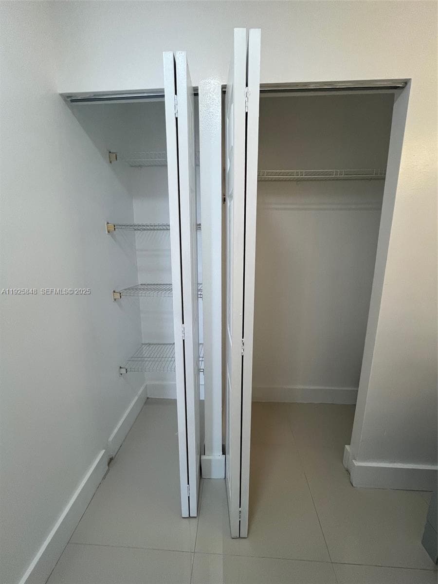 WATERVIEW CONDO · #2132 in Aventura - Photo 17