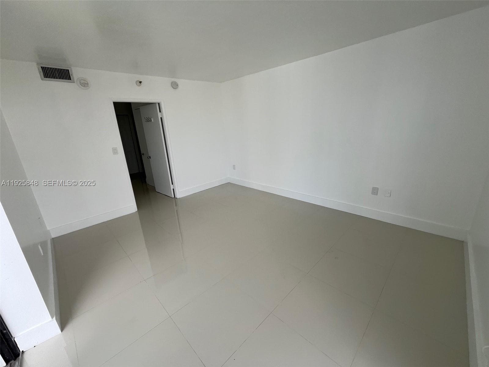 WATERVIEW CONDO · #2132 in Aventura - Photo 20