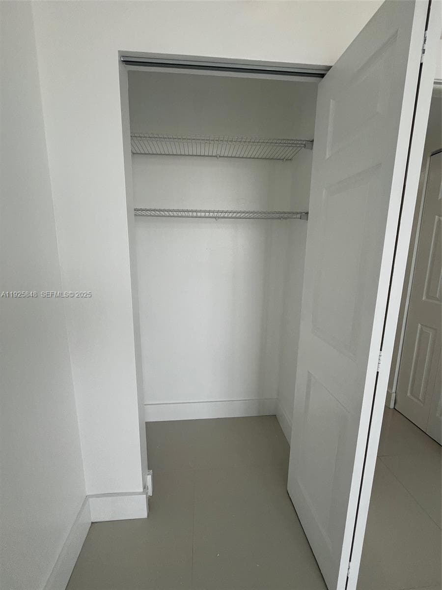WATERVIEW CONDO · #2132 in Aventura - Photo 9