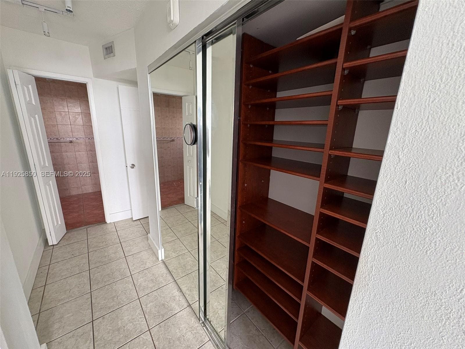 Jade Winds Association · #829-4 in Miami - Photo 21