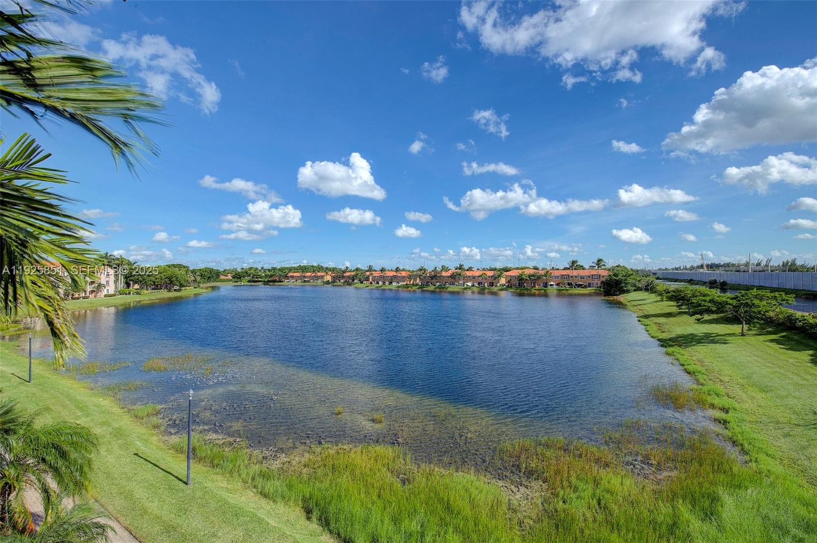 THE COURTS AT DORAL ISLES · #335 in Doral - Photo 23