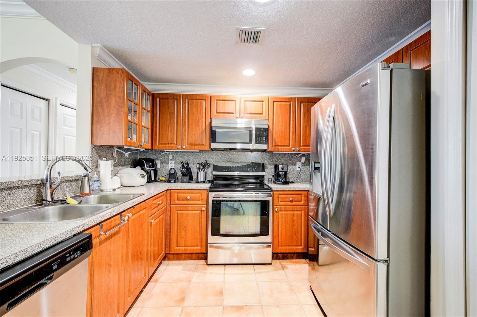 THE COURTS AT DORAL ISLES · #335 in Doral - Photo 15