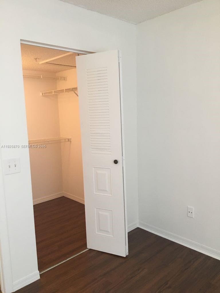 PINEHURST CLUB CONDO · #6-305 in Hollywood - Photo 10