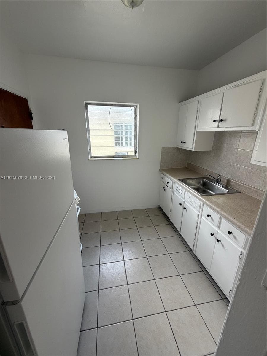 945 Bay Dr · #7 in Miami Beach - Photo 13