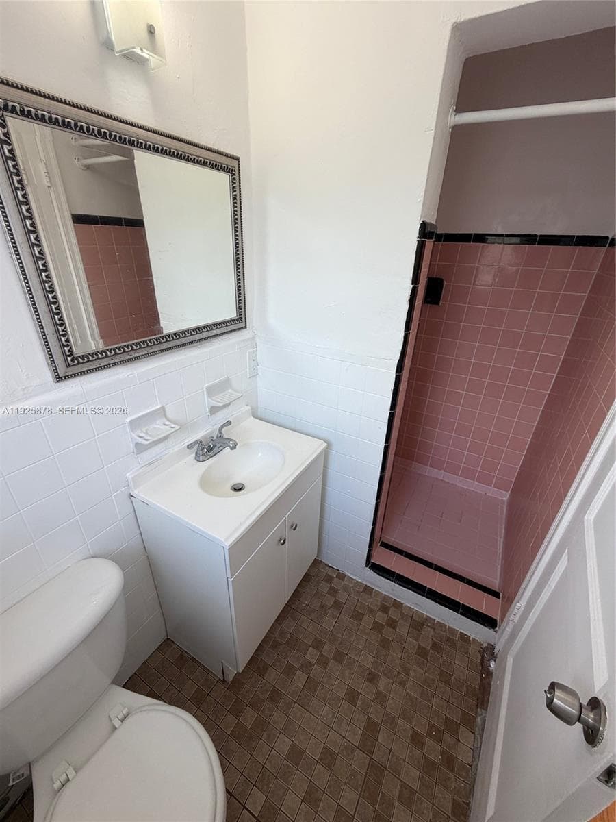 945 Bay Dr · #7 in Miami Beach - Photo 10