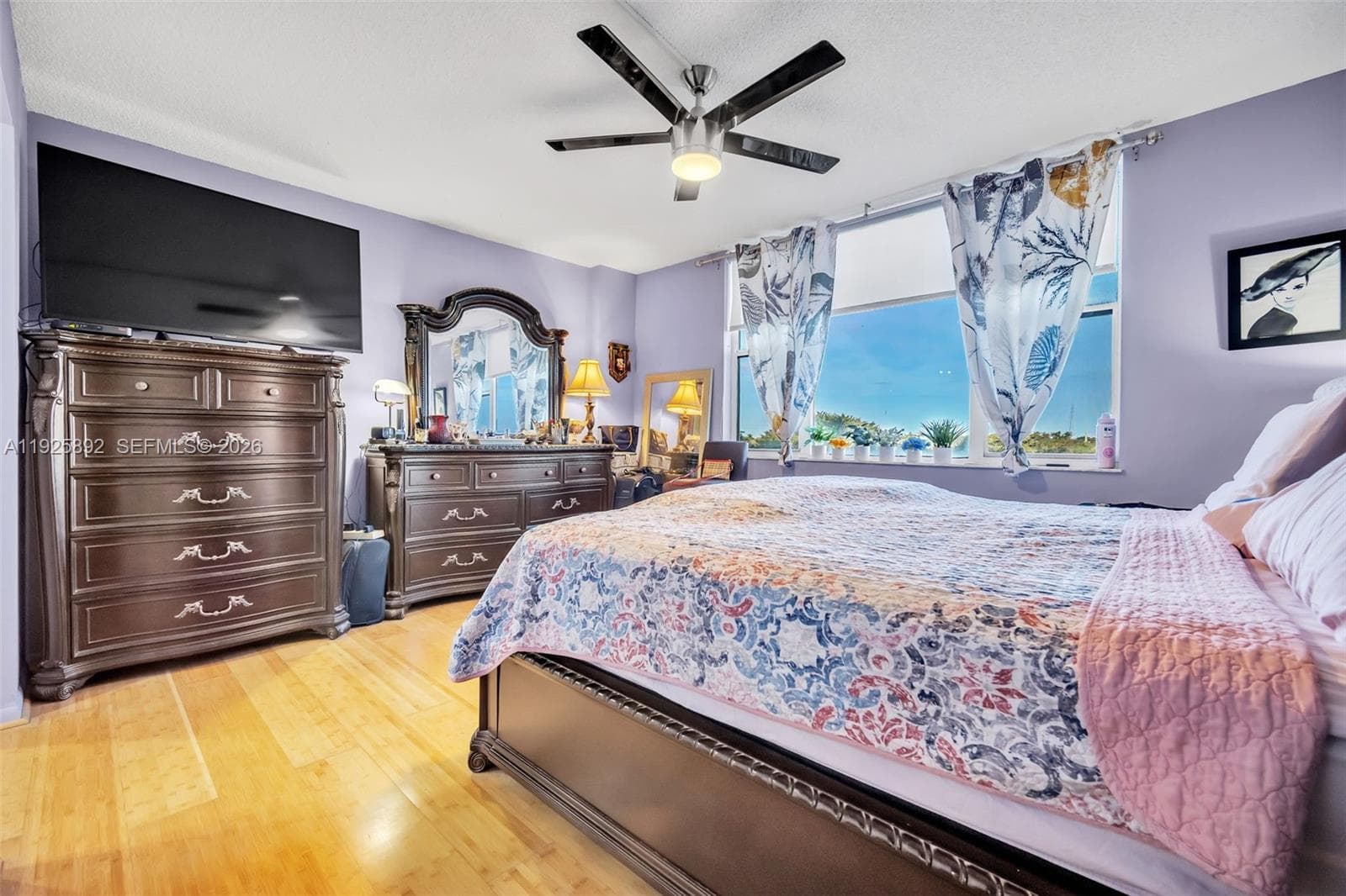 Hillcrest · #409 in Hollywood - Photo 14
