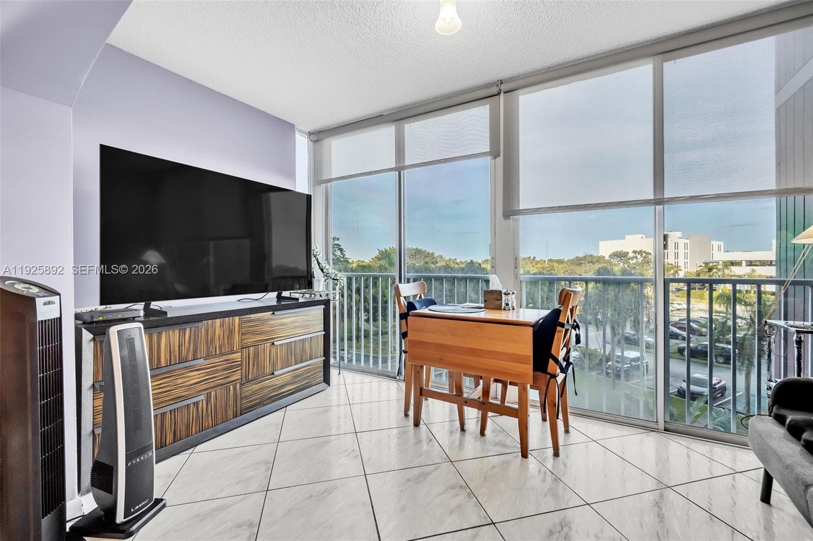 Hillcrest · #409 in Hollywood - Photo 8