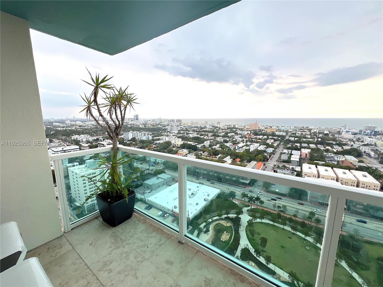 THE FLORIDIAN CONDO · #2804 in Miami Beach - Photo 6